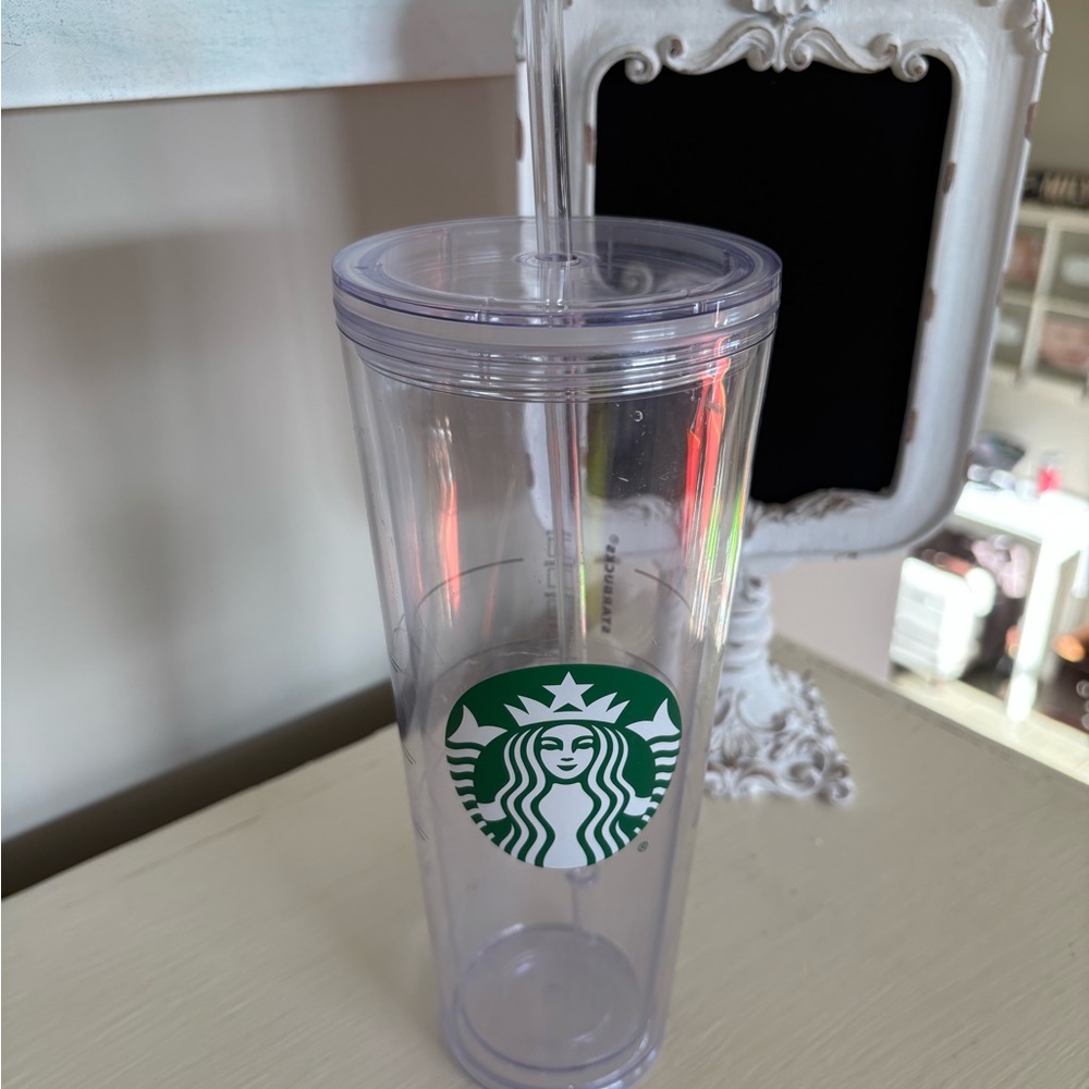 Starbucks Classic Clear Tumbler with Lid and New Straw